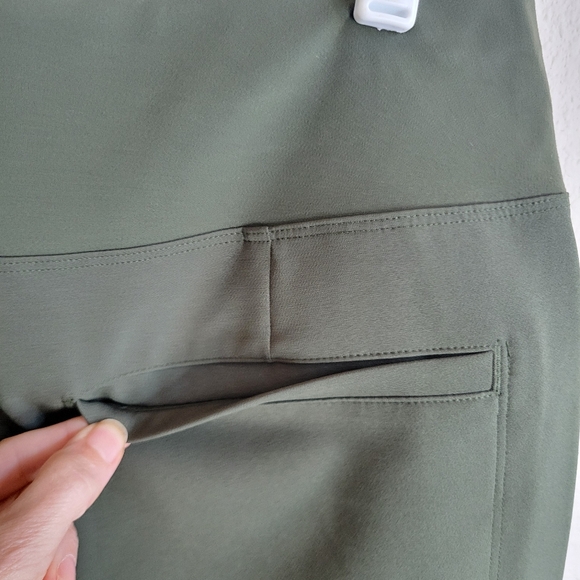 Athleta Endless High Rise Pant Olive Green Athleisure Stretch Casual Ladies 8. - Picture 5 of 8